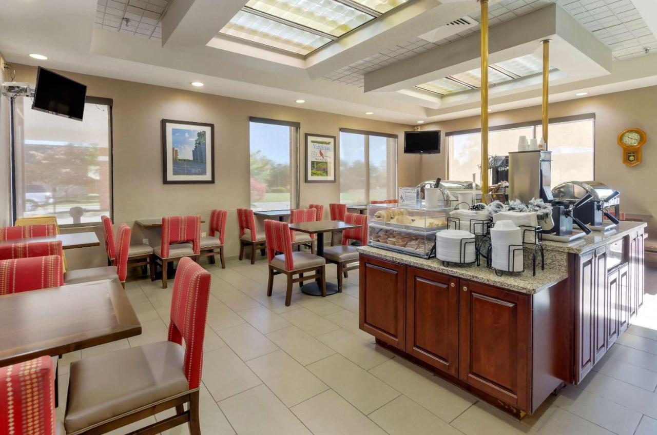 Comfort Inn Blacksburg University Area Extérieur photo