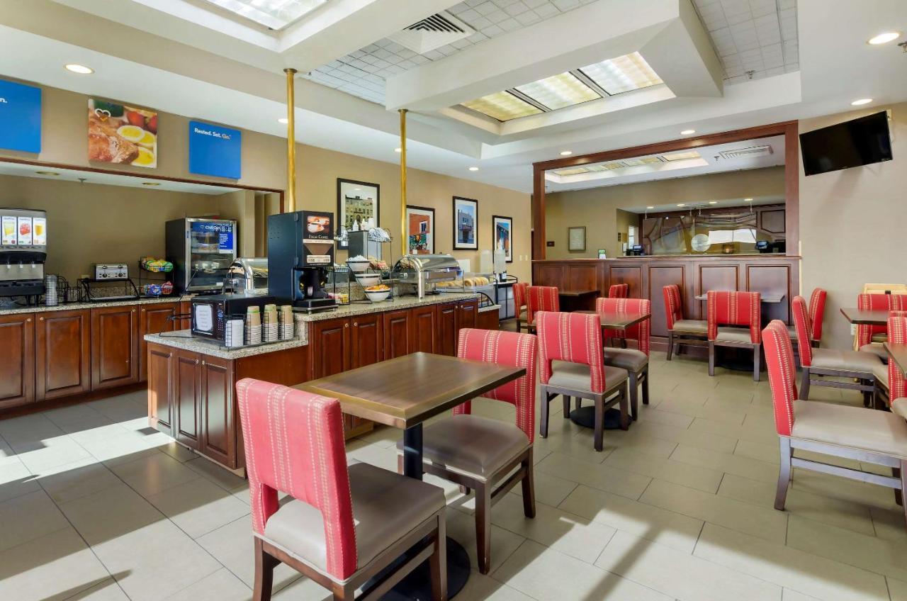 Comfort Inn Blacksburg University Area Extérieur photo