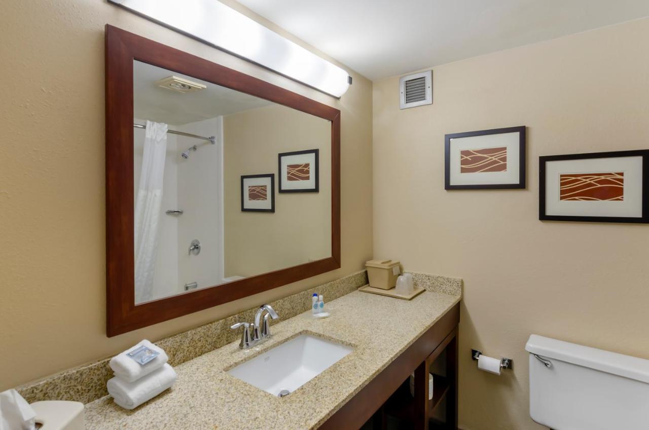 Comfort Inn Blacksburg University Area Extérieur photo