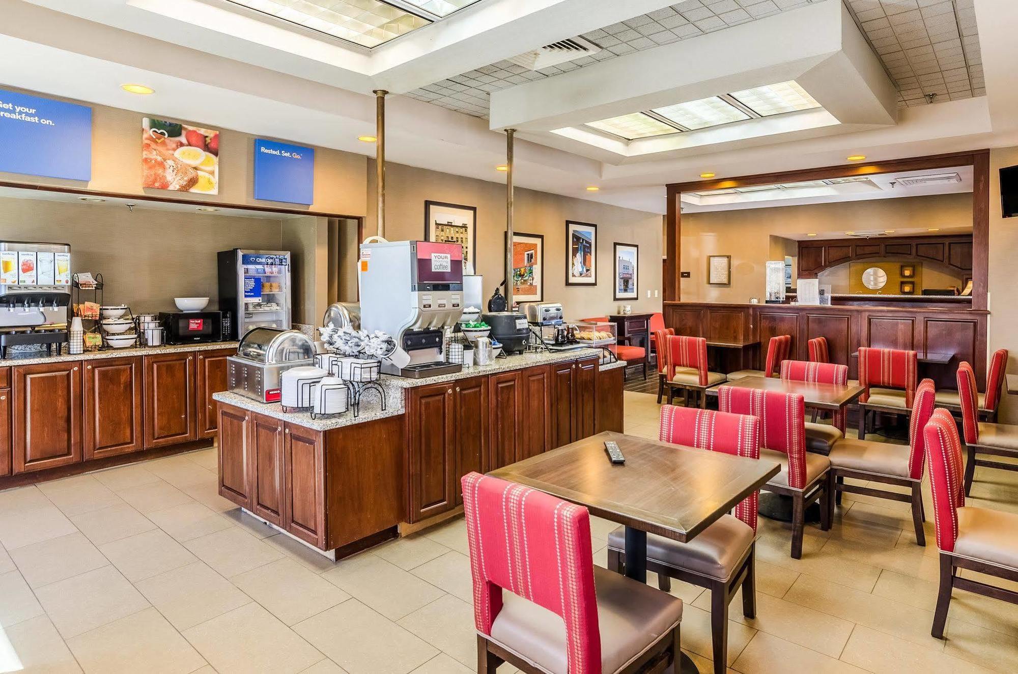 Comfort Inn Blacksburg University Area Extérieur photo